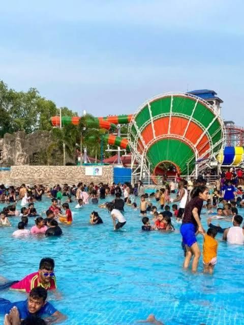 Amar Priya Guest House Kalküta Dış mekan fotoğraf